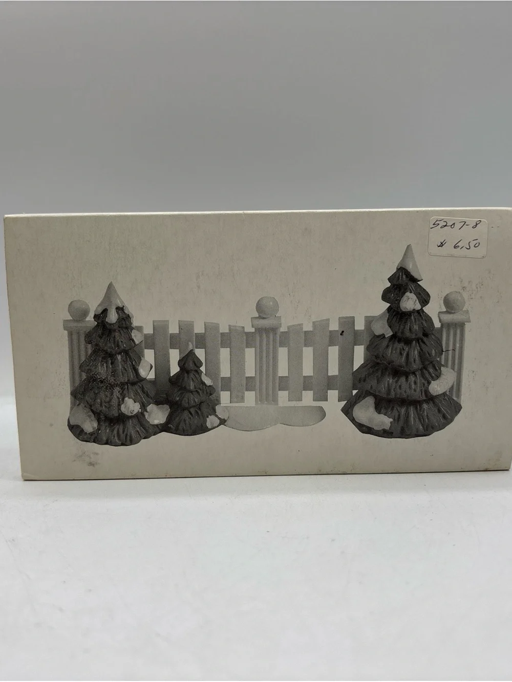 Dept 56 1991 Vintage Original Snow Village Frosty Tree Lined Picket Fence 5207-8